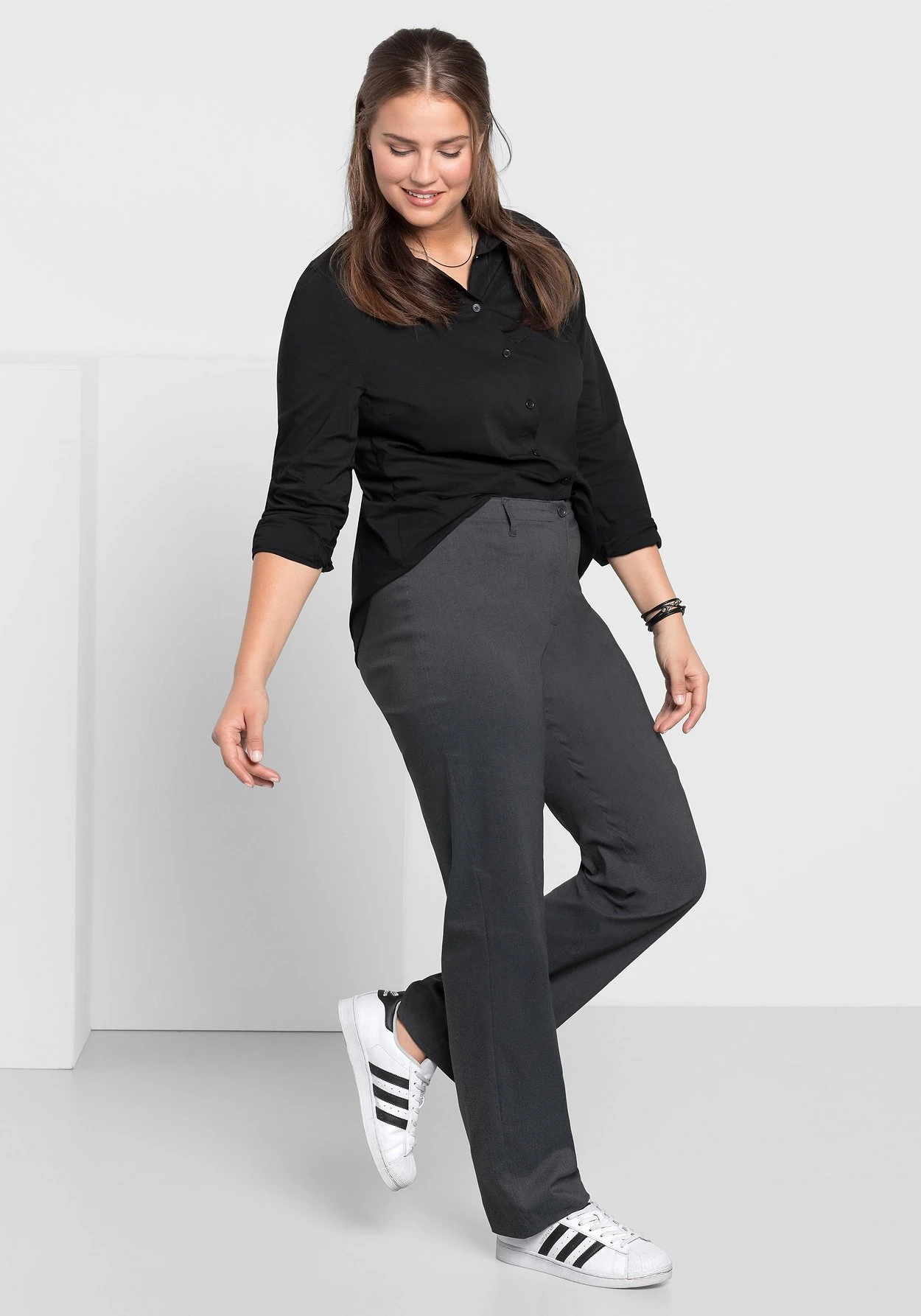 Sheego Bengalin-Hose In Gerader Form 7 Sheego Bengalin-Hose In Gerader Form – Bild 5