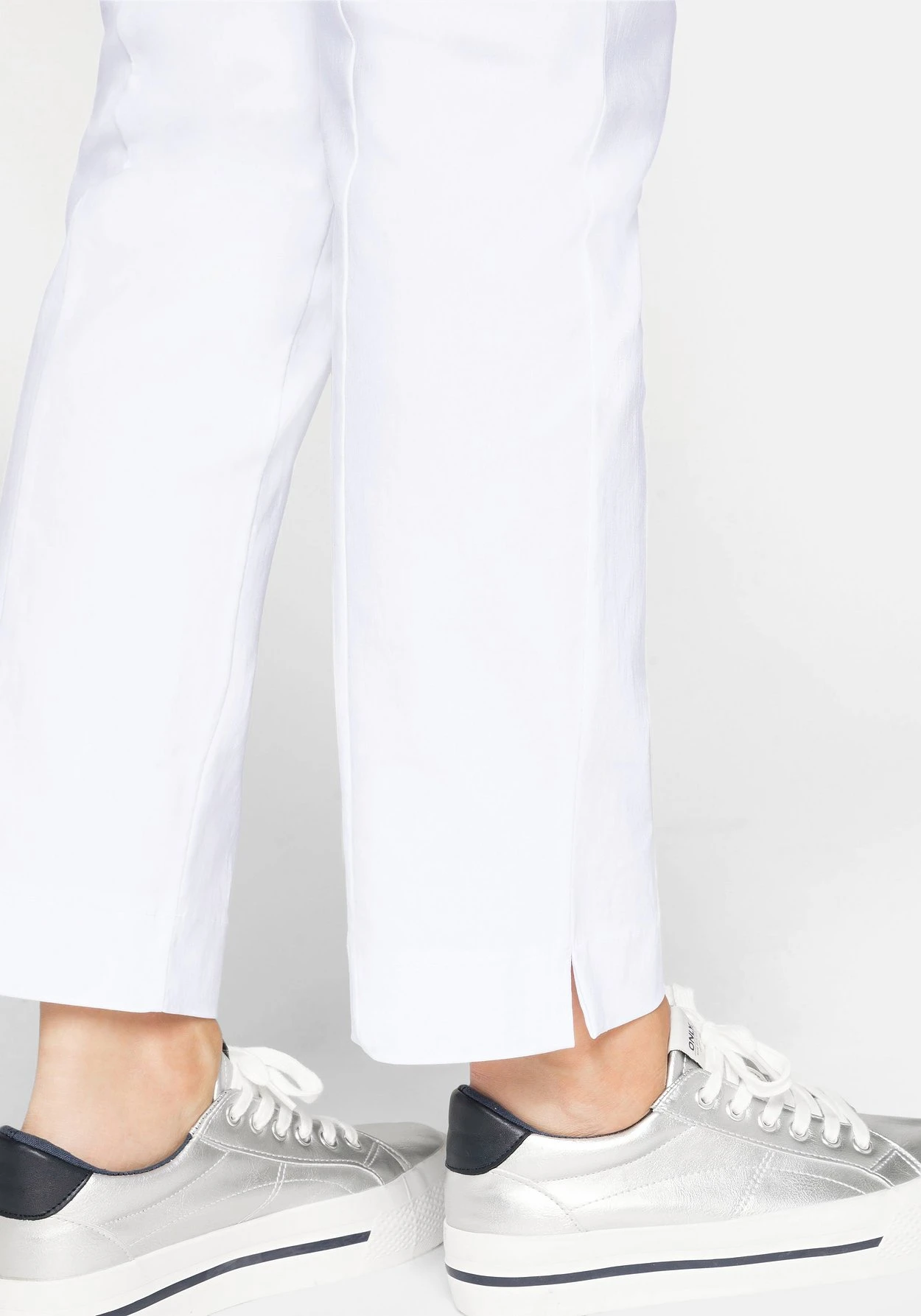 Sheego BASIC Schmale Bengalin-Stretch-Hose 9 Sheego BASIC Schmale Bengalin-Stretch-Hose – Bild 7