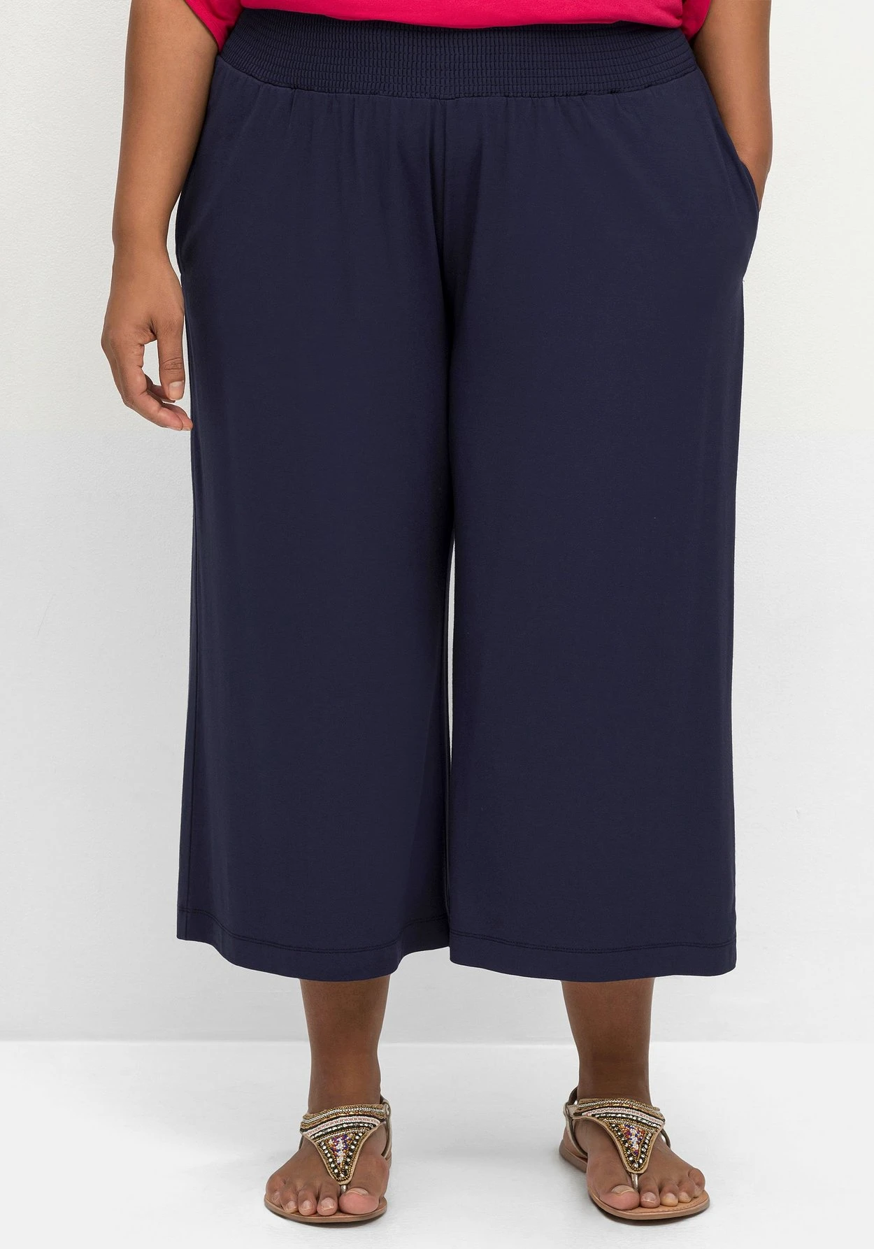 Sheego Weite Strandhose In 3/4-Länge 8 Sheego Weite Strandhose In 3/4-Länge – Bild 6