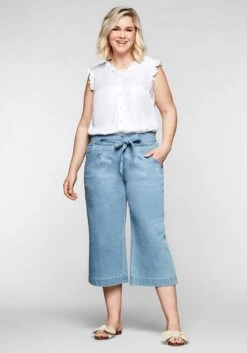 Sheego Bluse In ärmelloser Form Mit Volants, Aus Viskose -Sommertraum Mode 13836100010 03V2D 01 SH