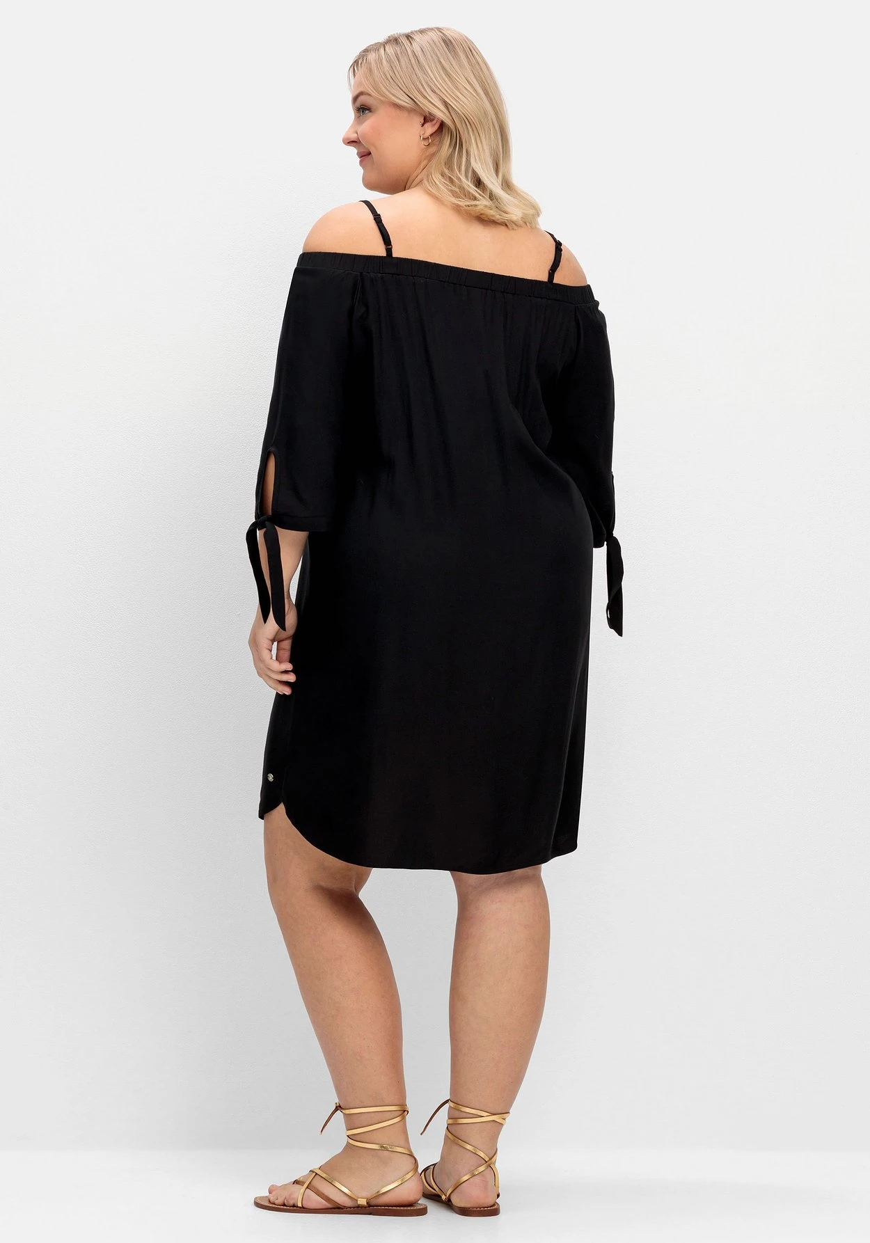 Sheego Strandkleid Im Carmen-Look Mit Schmalen Trägern 5 Sheego Strandkleid Im Carmen-Look Mit Schmalen Trägern – Bild 3