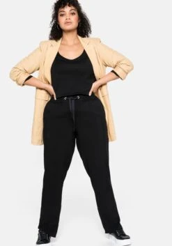 Sheego Schmale Joggpants Mit Schlupfbund Und Eingrifftaschen -Sommertraum Mode 14047000289 03WRE 02 SH