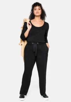 Sheego Schmale Joggpants Mit Schlupfbund Und Eingrifftaschen -Sommertraum Mode 14047000289 03WRG 02 SH