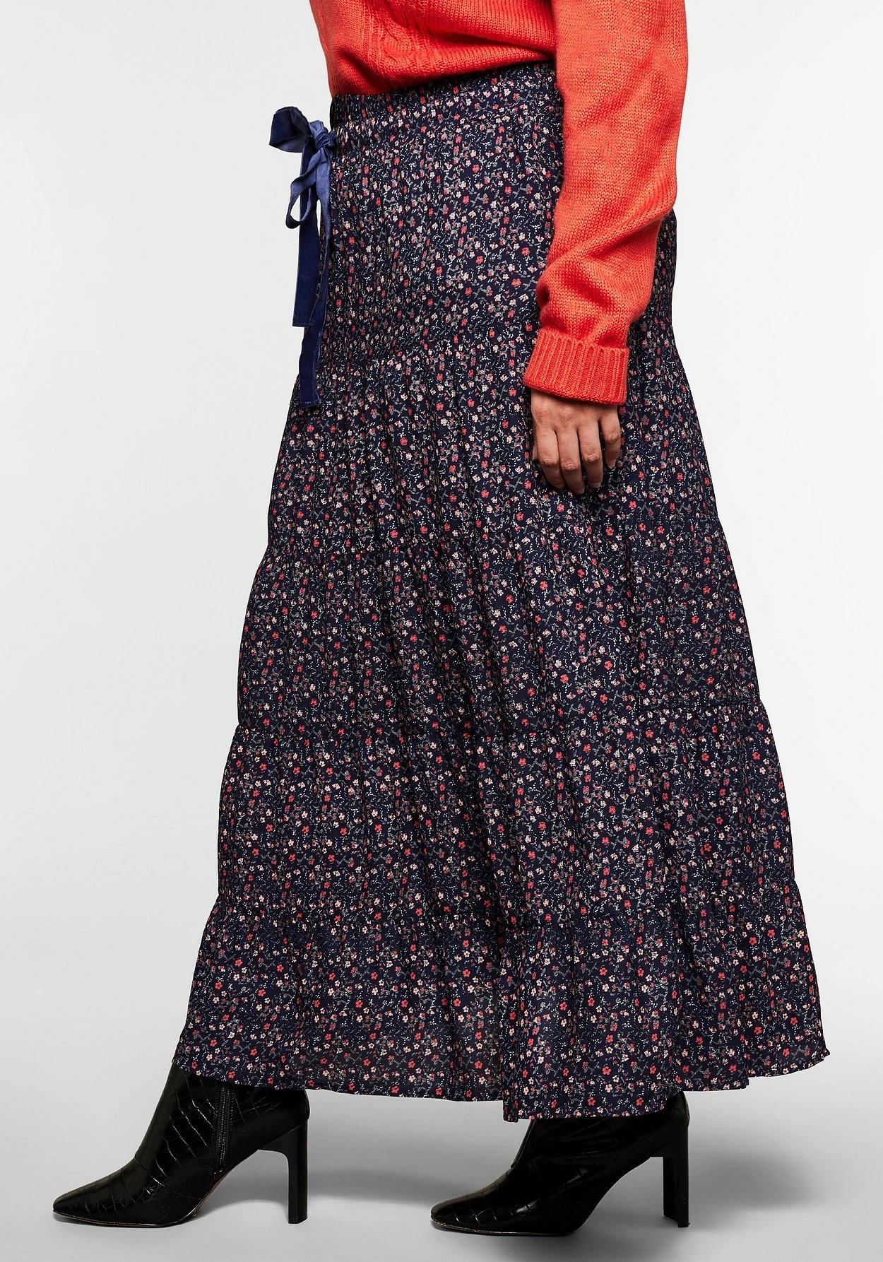 Sheego Bahnenrock Mit Alloverdruck, In Maxilänge 4 Sheego Bahnenrock Mit Alloverdruck, In Maxilänge – Bild 2