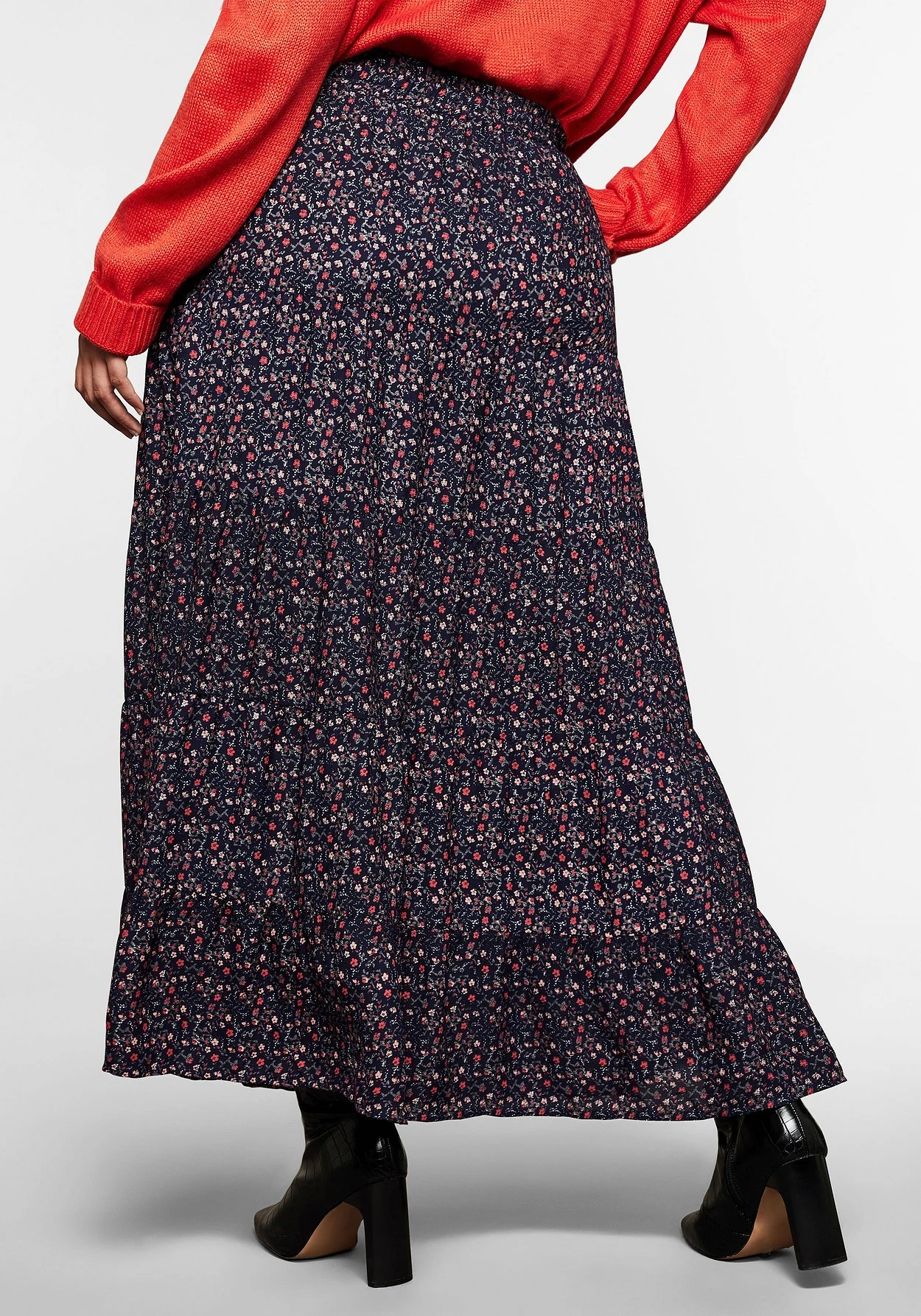 Sheego Bahnenrock Mit Alloverdruck, In Maxilänge 5 Sheego Bahnenrock Mit Alloverdruck, In Maxilänge – Bild 3