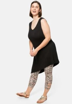 Sheego Strandleggings In 3/4-Länge Mit Cut-outs Am Saum 17 Sheego Strandleggings In 3/4-Länge Mit Cut-outs Am Saum -Sommertraum Mode 14233502004 04A73 00 SH