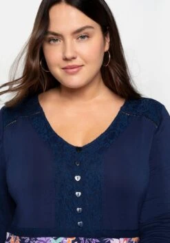 Longshirt Im Mustermix, Mit Spitzeneinsätzen 10 Longshirt Im Mustermix, Mit Spitzeneinsätzen -Sommertraum Mode 14310102018 048MR 02 SH