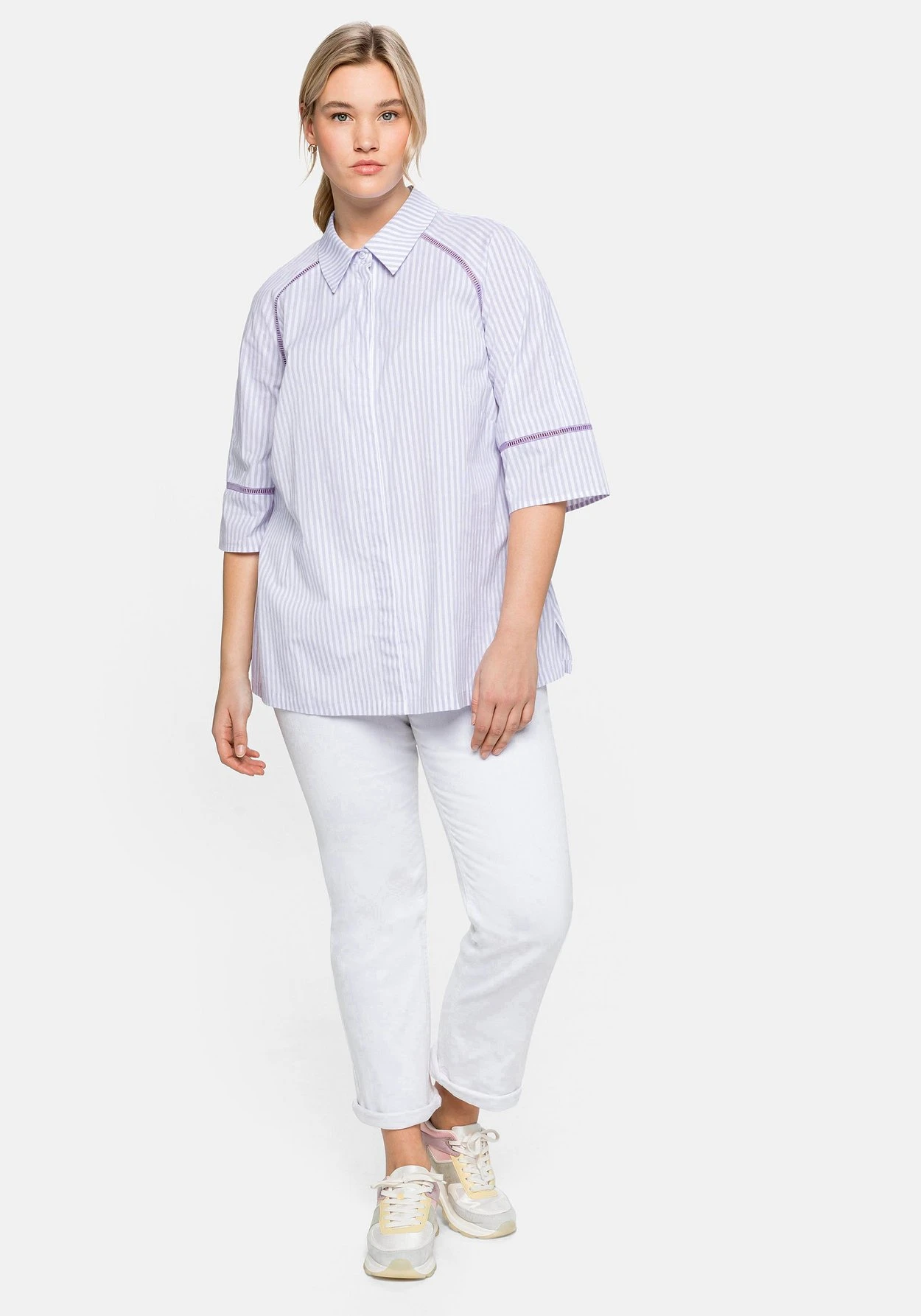 Sheego Hemdbluse Mit Streifen Und Lochmusterdetails 6 Sheego Hemdbluse Mit Streifen Und Lochmusterdetails – Bild 4