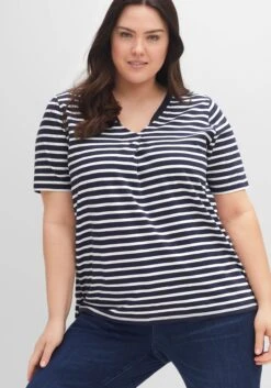 Sheego Shirt Mit V-Ausschnitt Und Ringeln 12 Sheego Shirt Mit V-Ausschnitt Und Ringeln -Sommertraum Mode 14401400018 04ECK 02 SH