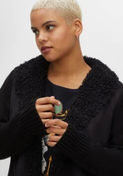 Longstrickjacke Mit Kragen In Felloptik, Verschlusslos -Sommertraum Mode 14532600289 04HDV 02 SH