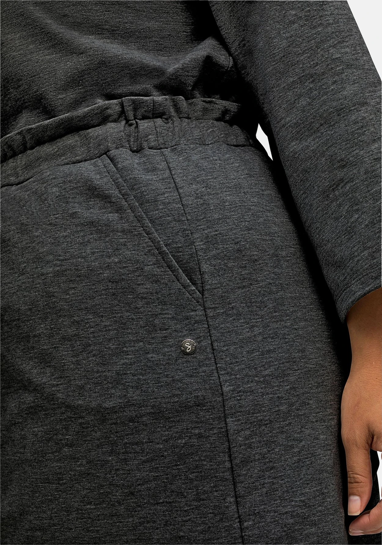 Sheego Jerseyrock Mit Gummizugbund Und Kordel 8 Sheego Jerseyrock Mit Gummizugbund Und Kordel – Bild 6