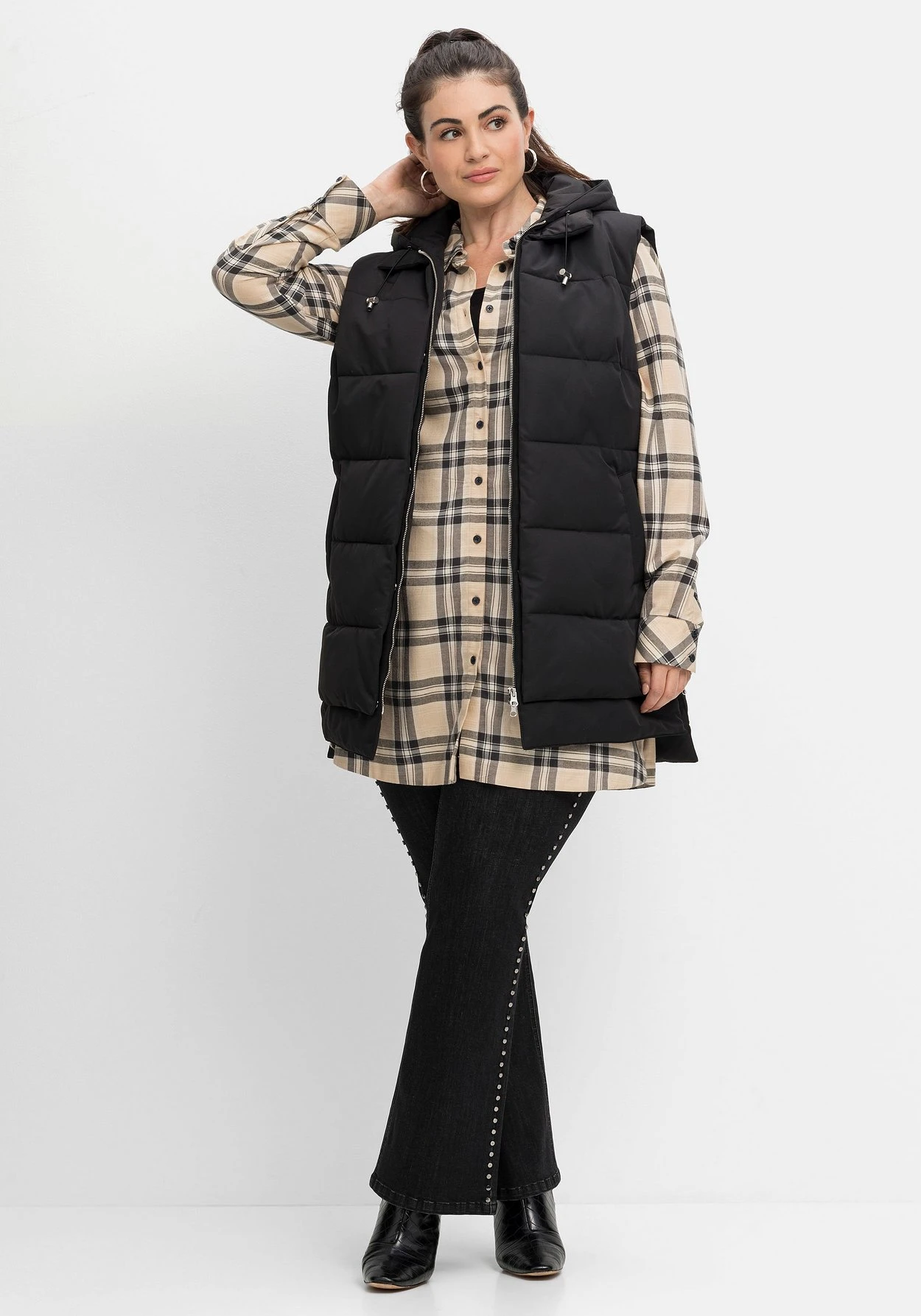 Sheego Hemdbluse Mit Karomuster, In Längerer A-Linie 6 Sheego Hemdbluse Mit Karomuster, In Längerer A-Linie – Bild 4