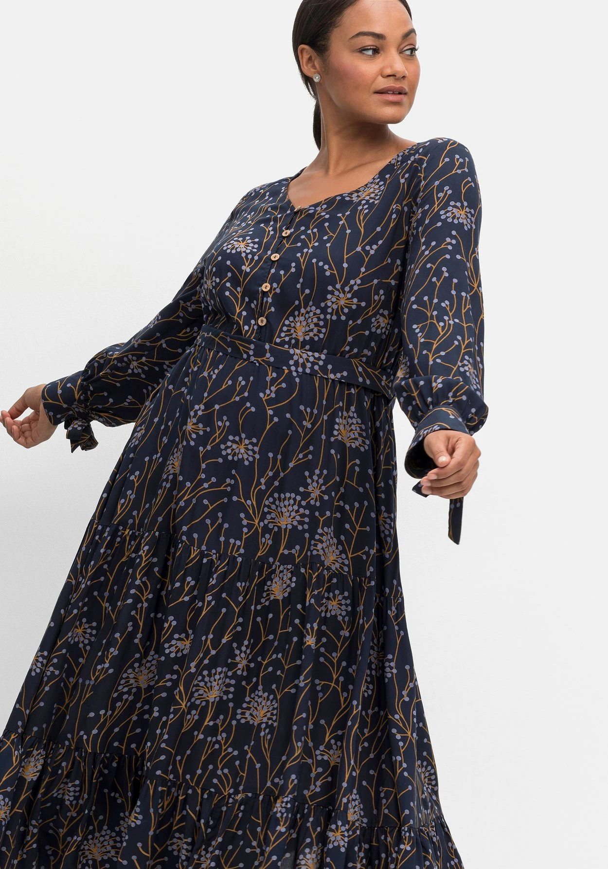 Maxikleid Mit Floralem Alloverdruck 7 Maxikleid Mit Floralem Alloverdruck – Bild 6