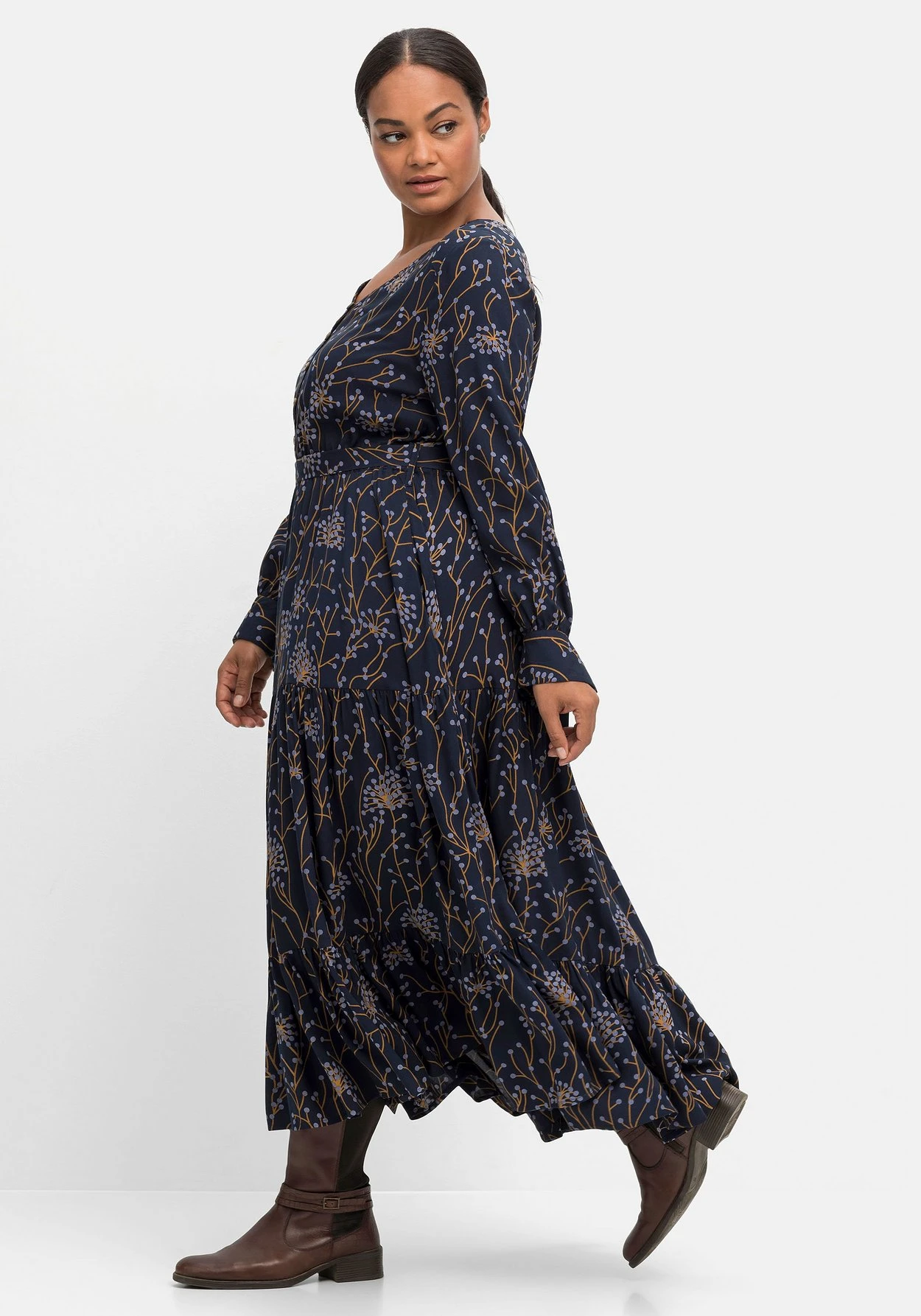 Maxikleid Mit Floralem Alloverdruck 3 Maxikleid Mit Floralem Alloverdruck – Bild 2