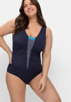 Sheego Badeanzug Mit Raffung Und Kontrasteinsatz 12 Sheego Badeanzug Mit Raffung Und Kontrasteinsatz -Sommertraum Mode 14762801739 04MRV 02 SH