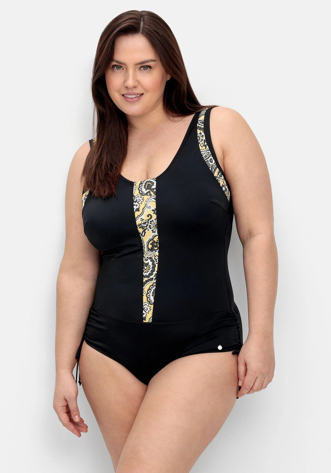 Sheego Badeanzug Mit Paisleymuster Und Shaping-Effekt 8 Sheego Badeanzug Mit Paisleymuster Und Shaping-Effekt – Bild 6
