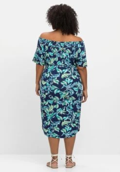 Sheego Strandkleid Mit Blätterprint Und Carmenausschnitt 10 Sheego Strandkleid Mit Blätterprint Und Carmenausschnitt -Sommertraum Mode 14785800452 04N8Q 02 SH