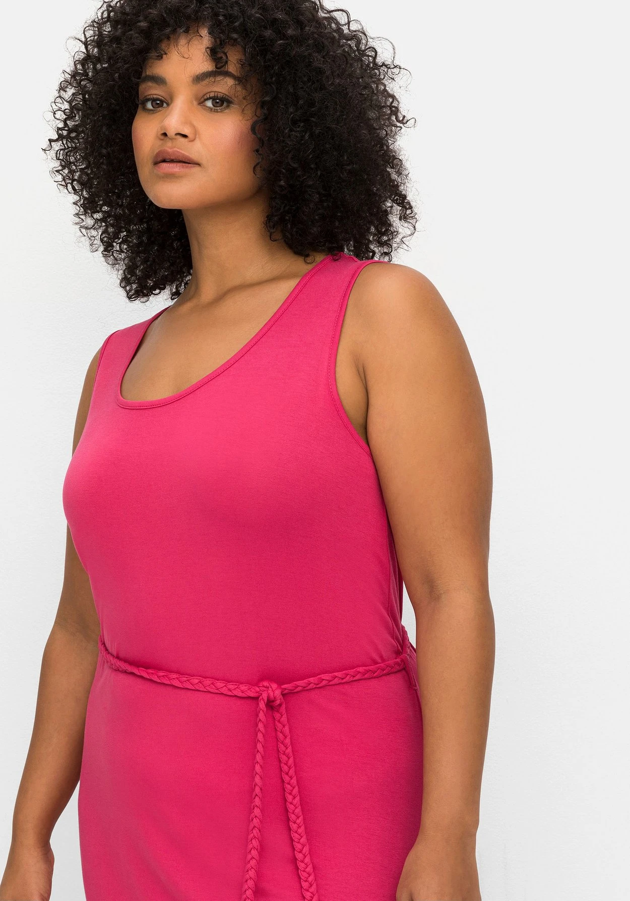 Sheego Strandkleid In A-Linie, Hinten Länger Als Vorn 6 Sheego Strandkleid In A-Linie, Hinten Länger Als Vorn – Bild 5