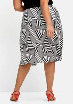 Sheego Midirock Mit Grafischem Muster Und Kontrastbund 11 Sheego Midirock Mit Grafischem Muster Und Kontrastbund -Sommertraum Mode 14824301491 04PN1 02 SH