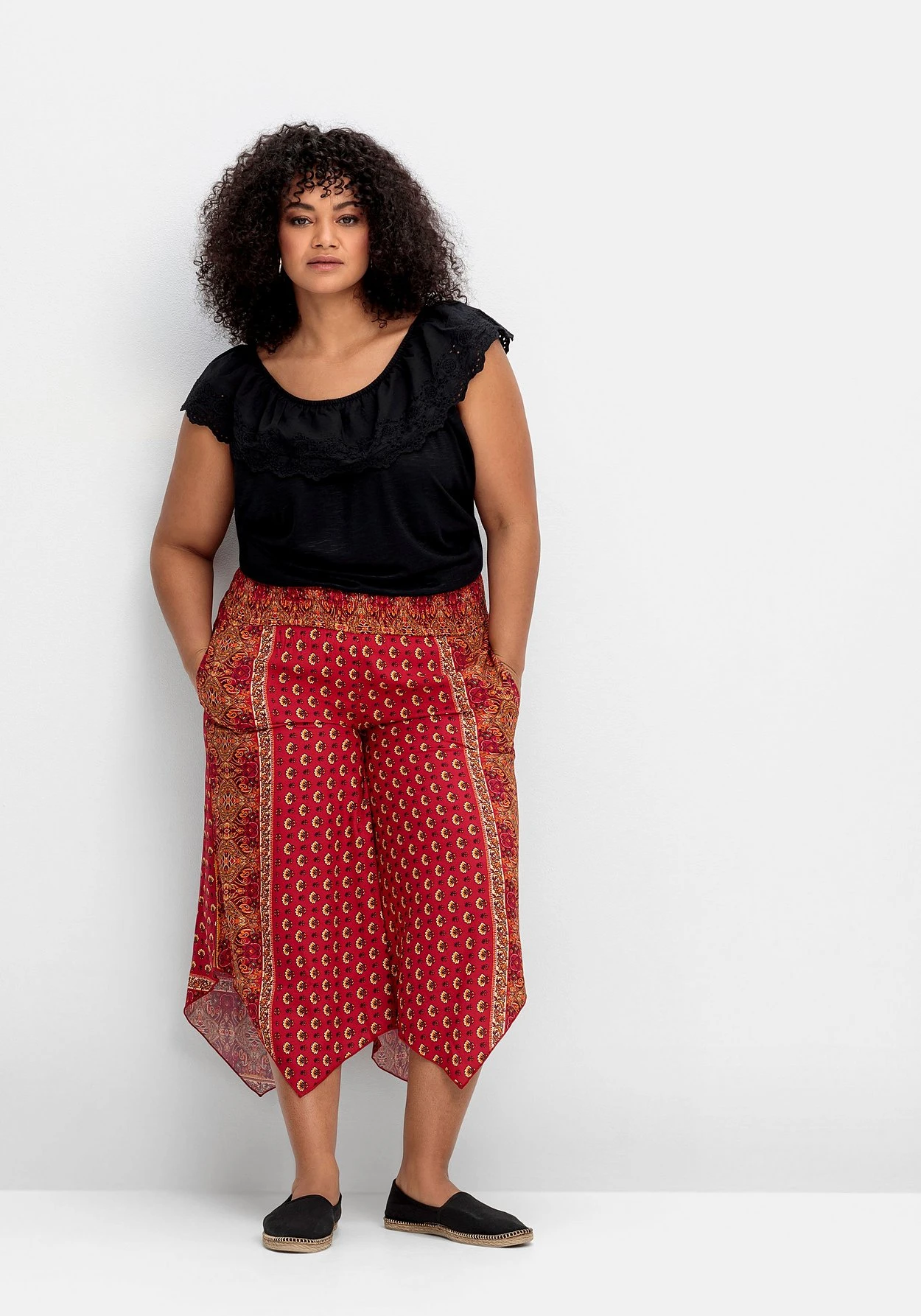 Gemusterte Hose Mit Smokbund Und Zipfelsaum 7 Gemusterte Hose Mit Smokbund Und Zipfelsaum – Bild 5