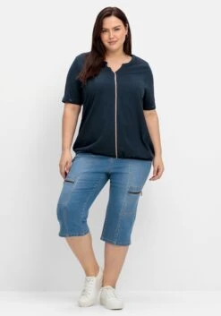 Sheego Shirt Mit Kontrast-Teilungsnaht Und Saumgummibund -Sommertraum Mode 14901300035 04QW4 02 SH