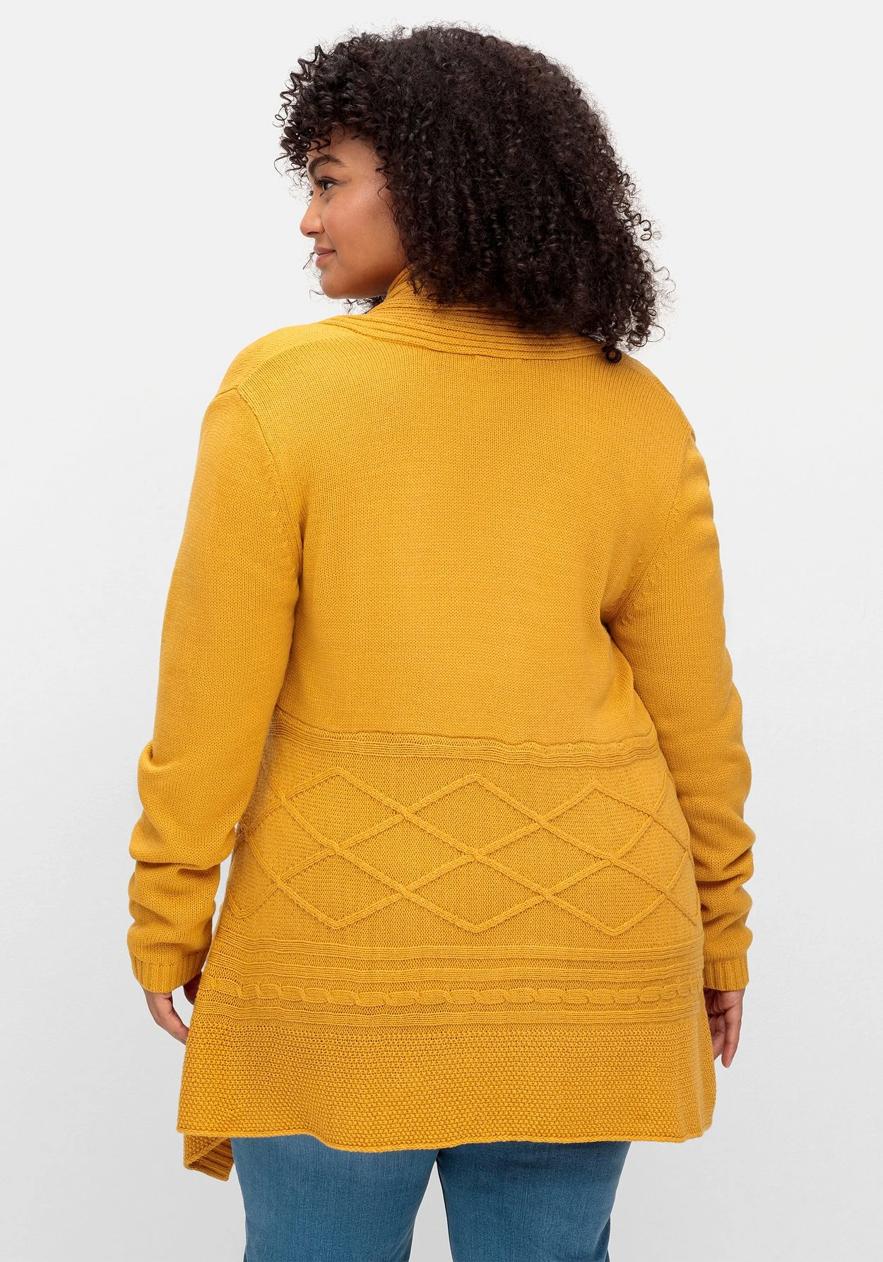 Longstrickjacke Mit Schalkragen Und Zipfelsaum 4 Longstrickjacke Mit Schalkragen Und Zipfelsaum – Bild 2