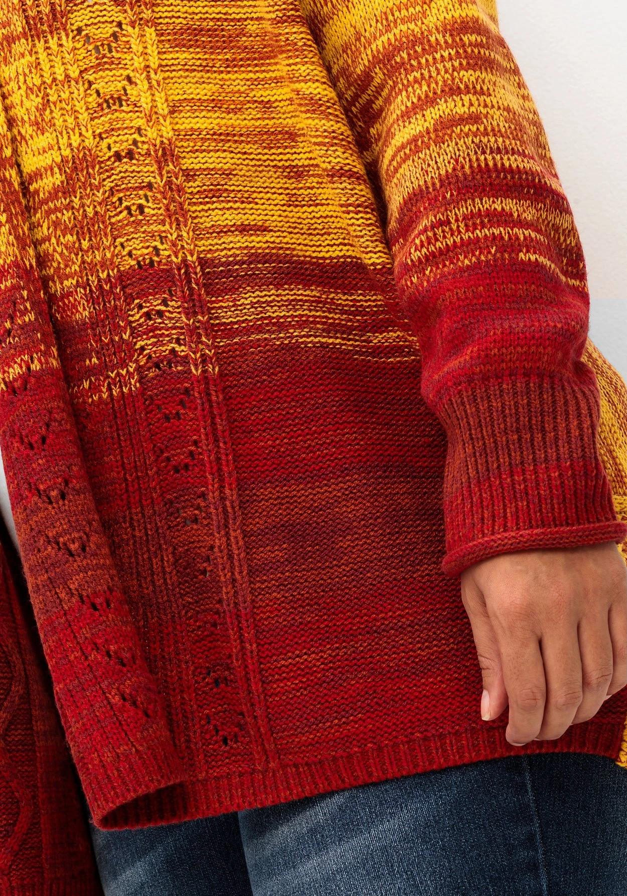 Strickjacke Im Farbverlauf, Mit Schalkragen 7 Strickjacke Im Farbverlauf, Mit Schalkragen – Bild 5